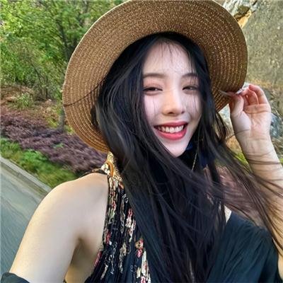 帝后互殴，但全宫都在磕CP